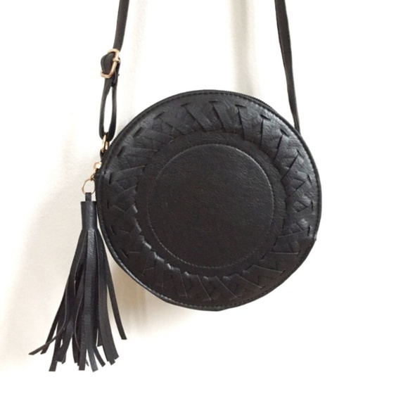 Boho Black Leather Crossbody Tassel Bag Purse NEW! - Picture 3 of 8